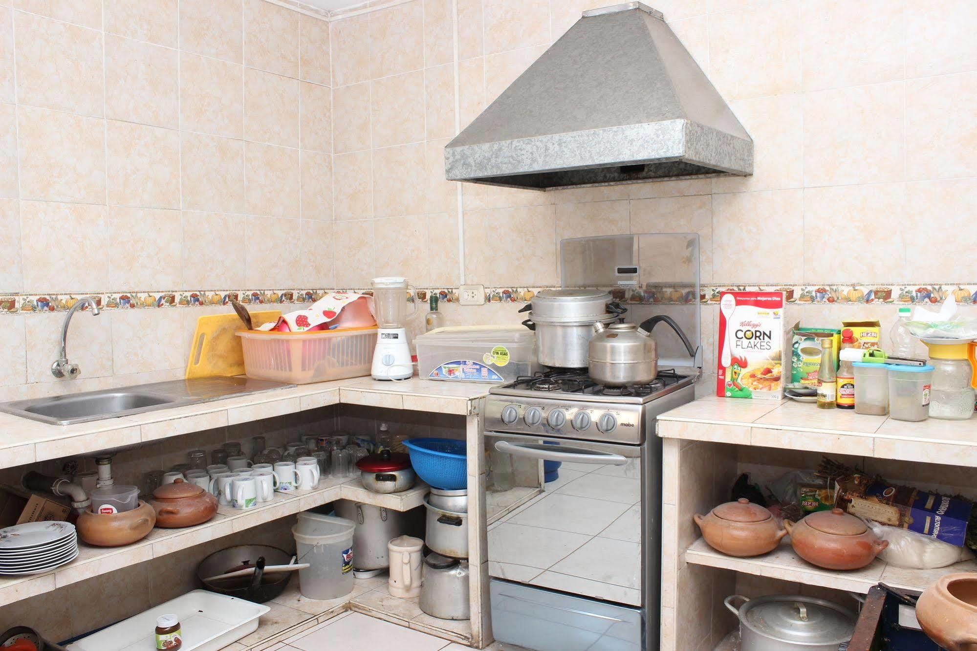 Hostal Las Fresas Lima Airport Callao المظهر الخارجي الصورة